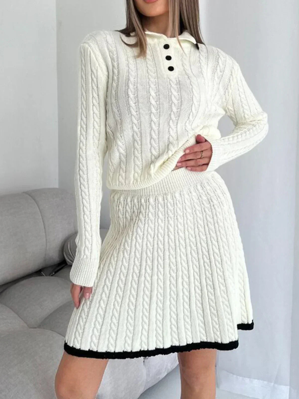 Set fustă cu rever și tricot cu model de cablu